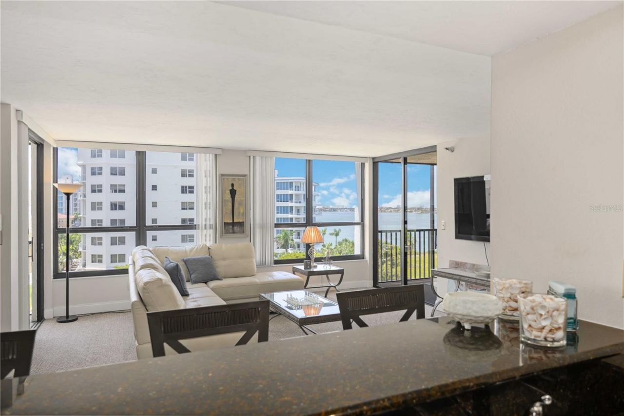 11 Sunset Drive, Unit 505, Sarasota, FL 34236 Photo