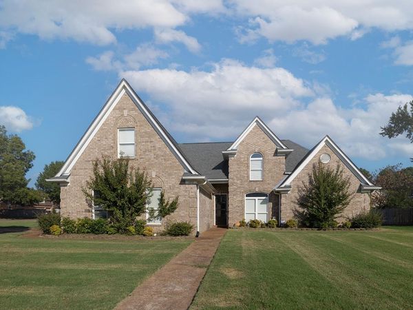 4450 GUINEVERE LN, Bartlett, TN 38135