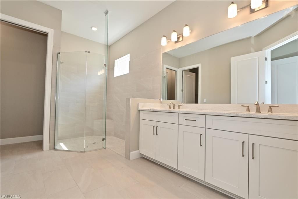 8437 Rosa Ct, Naples, FL 34114 Photo