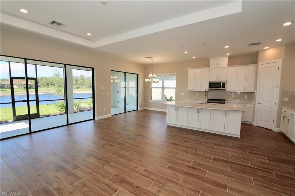 8437 Rosa Ct, Naples, FL 34114 Photo