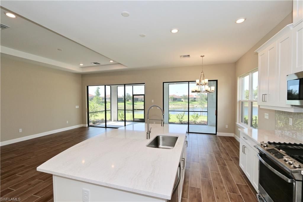 8437 Rosa Ct, Naples, FL 34114 Photo