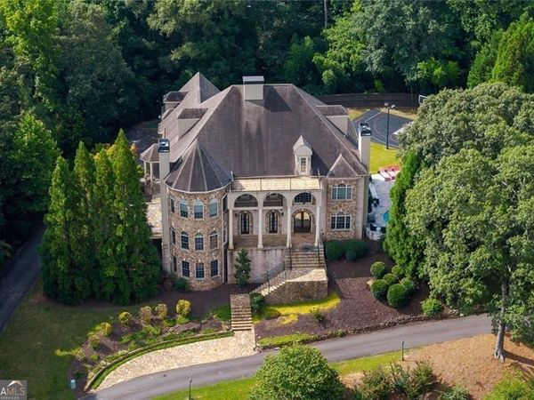 11140 W. Road, Roswell, GA 30075