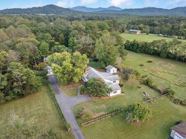 88 WINDHAVEN LN, AFTON, VA 22920