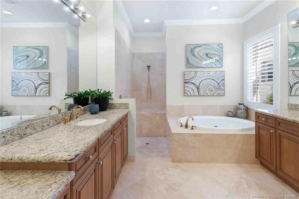 814 SW Palm Cove Drive, Palm City, FL 34990 Photo