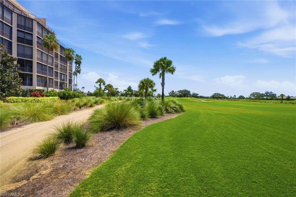 560 El Camino Real, Unit 1202, Naples, FL 34119 Photo