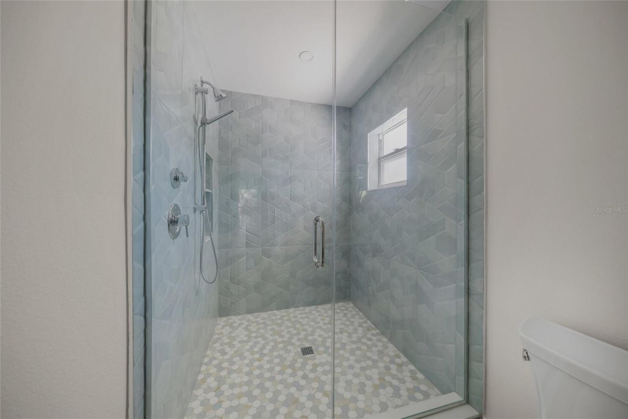 518 74th Street, Holmes Beach, FL 34217 Photo