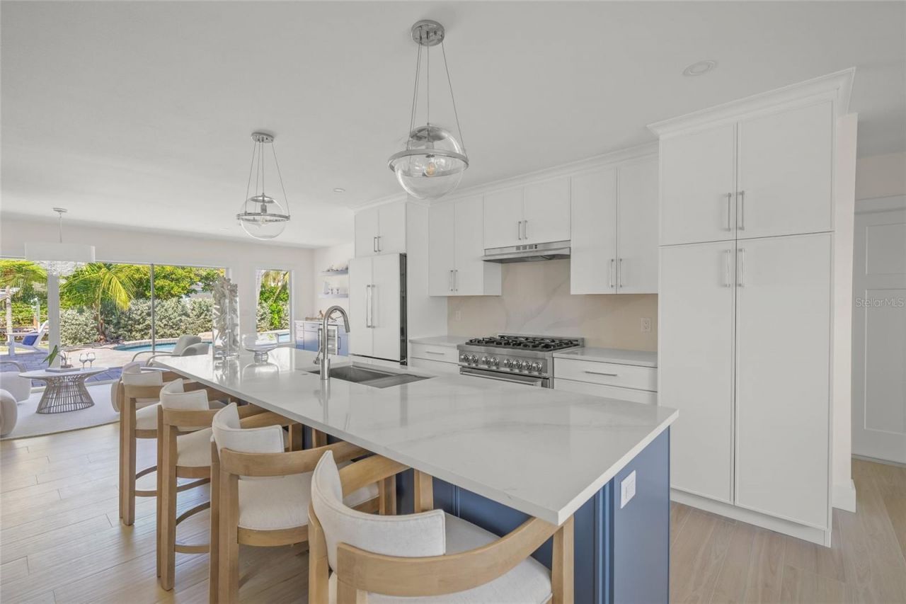 518 74th Street, Holmes Beach, FL 34217 Photo