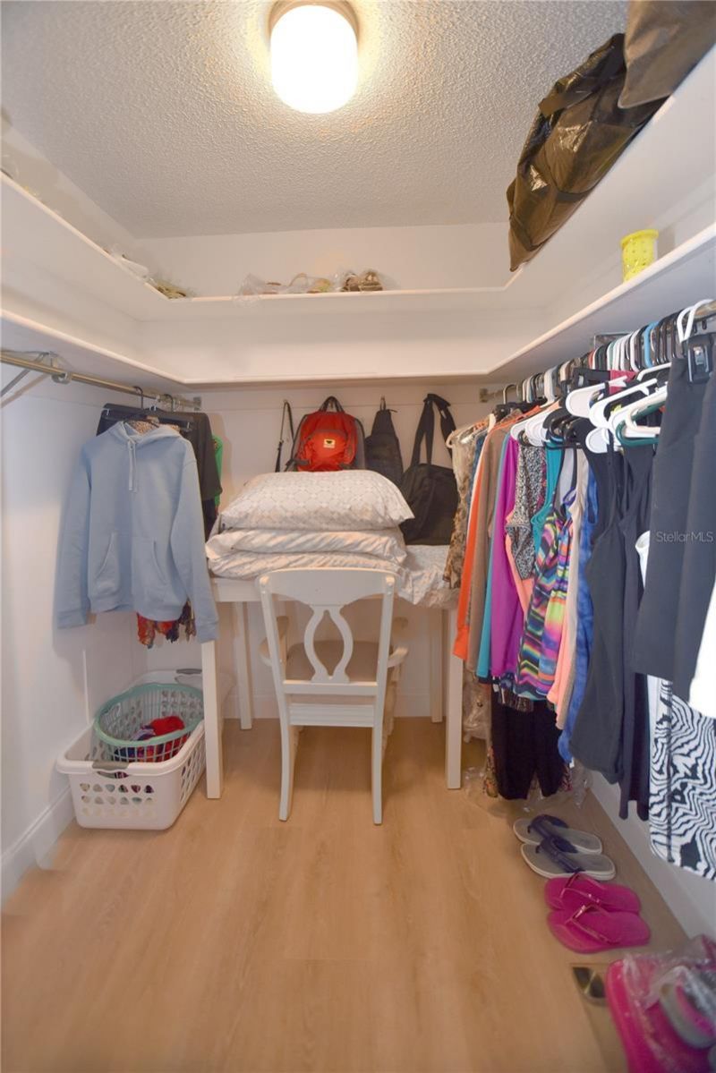 4900 Brittany Drive S, Unit 1003, Saint Petersburg, FL 33715 Photo