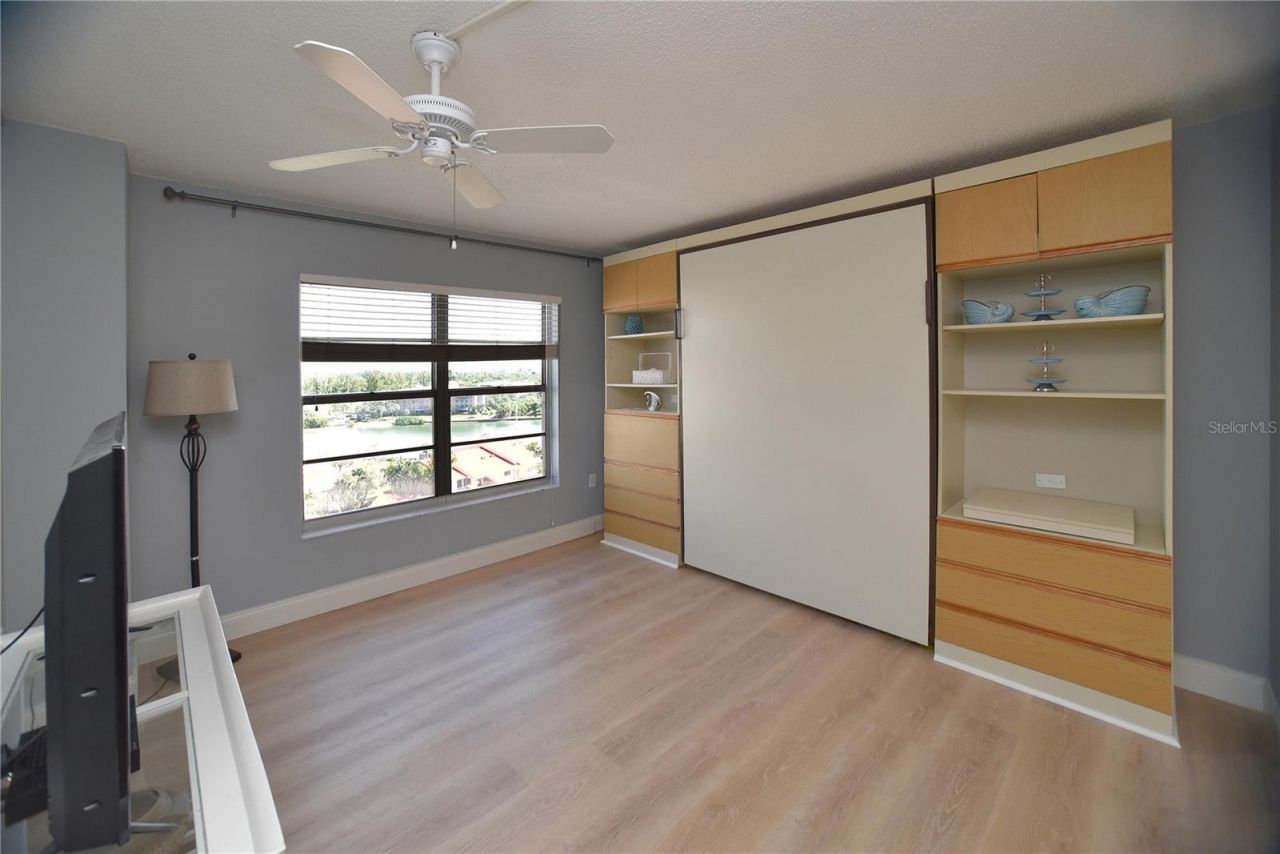 4900 Brittany Drive S, Unit 1003, Saint Petersburg, FL 33715 Photo