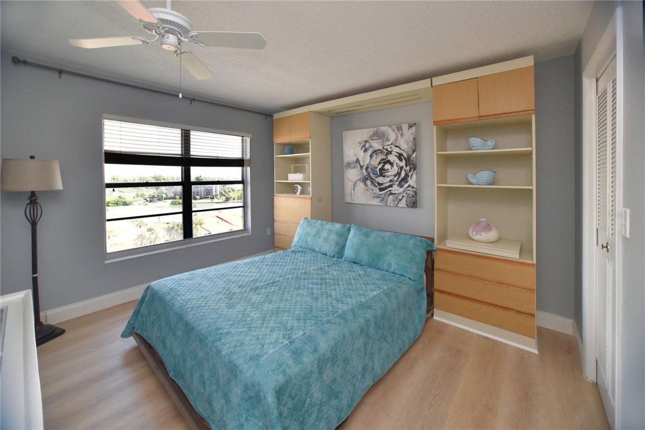 4900 Brittany Drive S, Unit 1003, Saint Petersburg, FL 33715 Photo