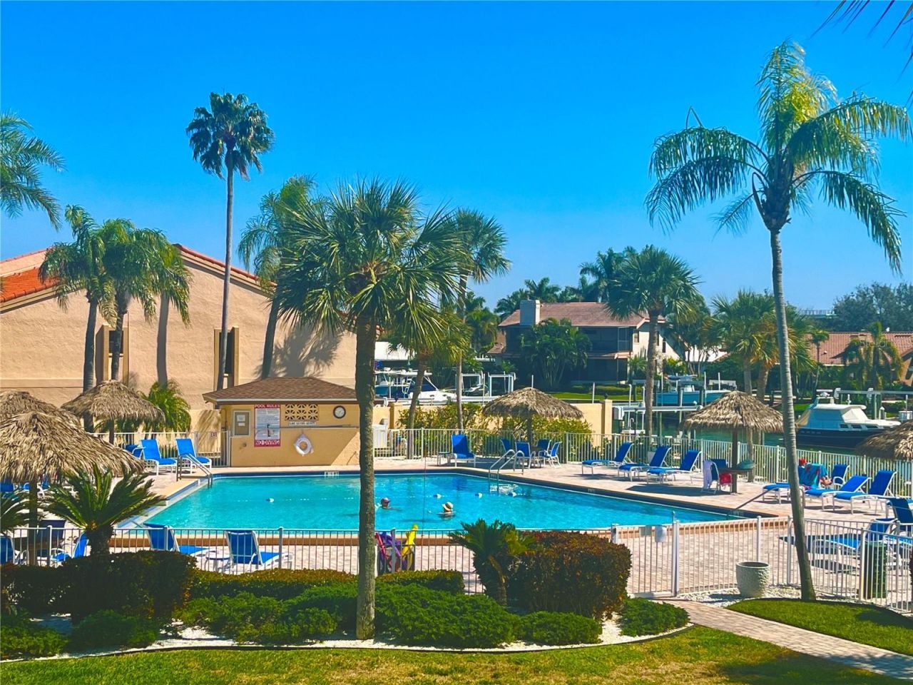 4900 Brittany Drive S, Unit 1003, Saint Petersburg, FL 33715 Photo