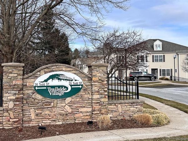 35 Todd, Unit 103, Hamden, CT 06518