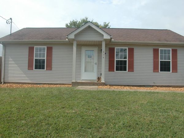 954 Crabapple Ct, Clarksville, TN 37040