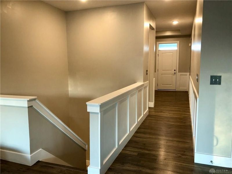 1215 Waterbury Drive, Franklin, OH 45005 Photo 4