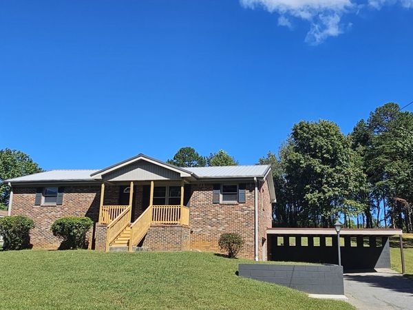 221 Southside Dr, McMinnville, TN 37110