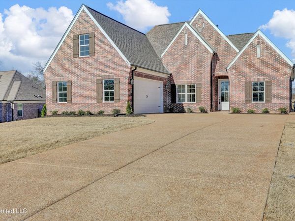 180 Farley Road, Byhalia, MS 38611