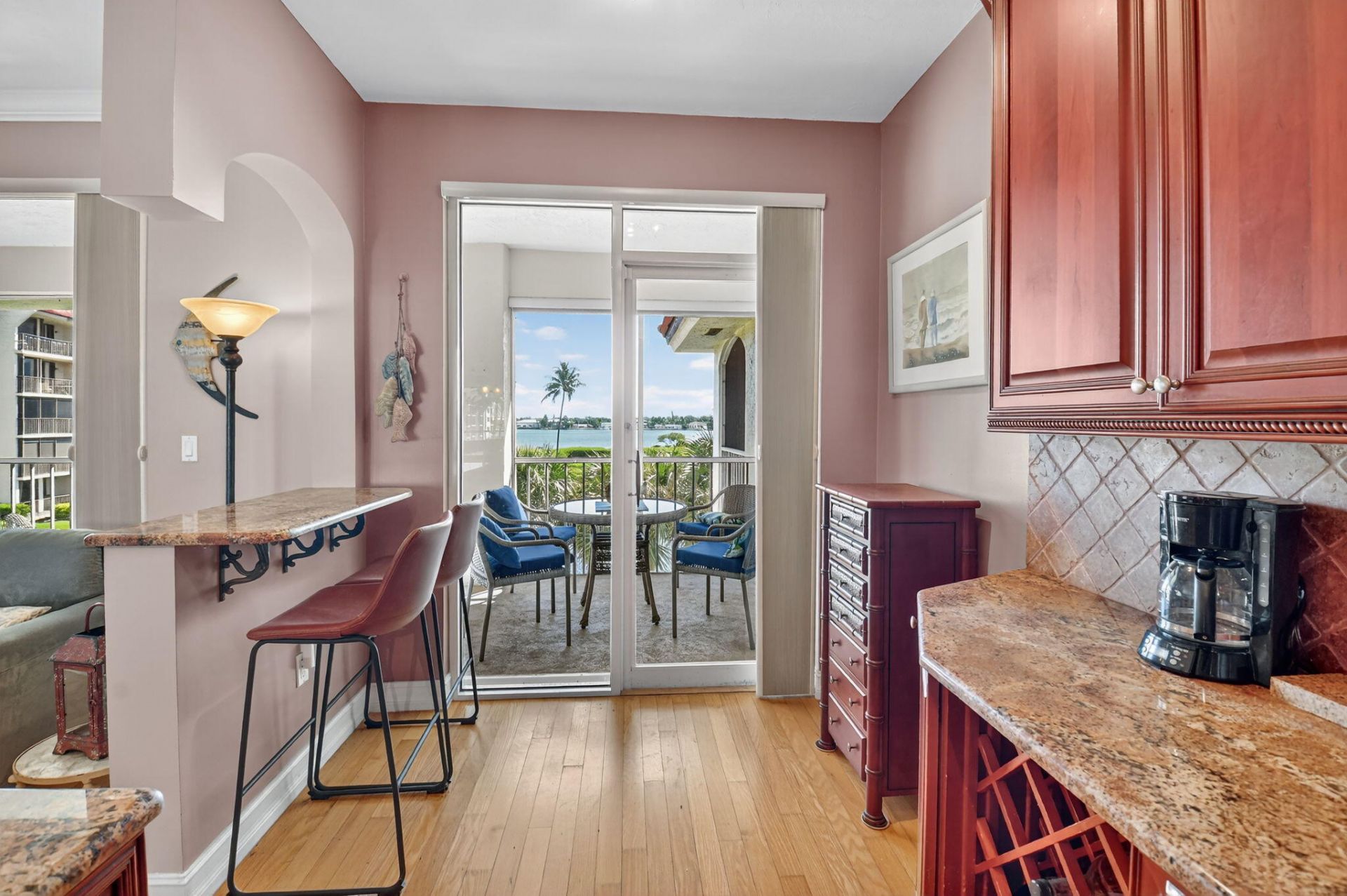 102 Half Moon Circle, Unit B3, Hypoluxo, FL 33462 Photo