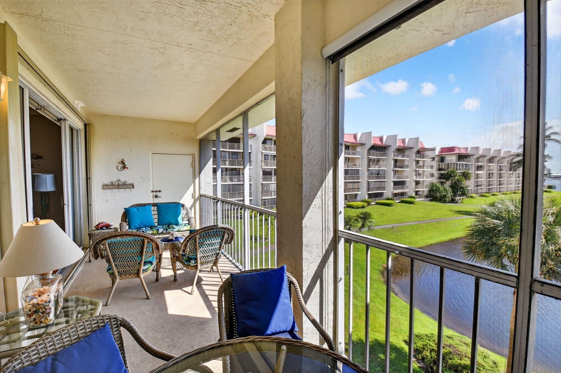 102 Half Moon Circle, Unit B3, Hypoluxo, FL 33462 Photo