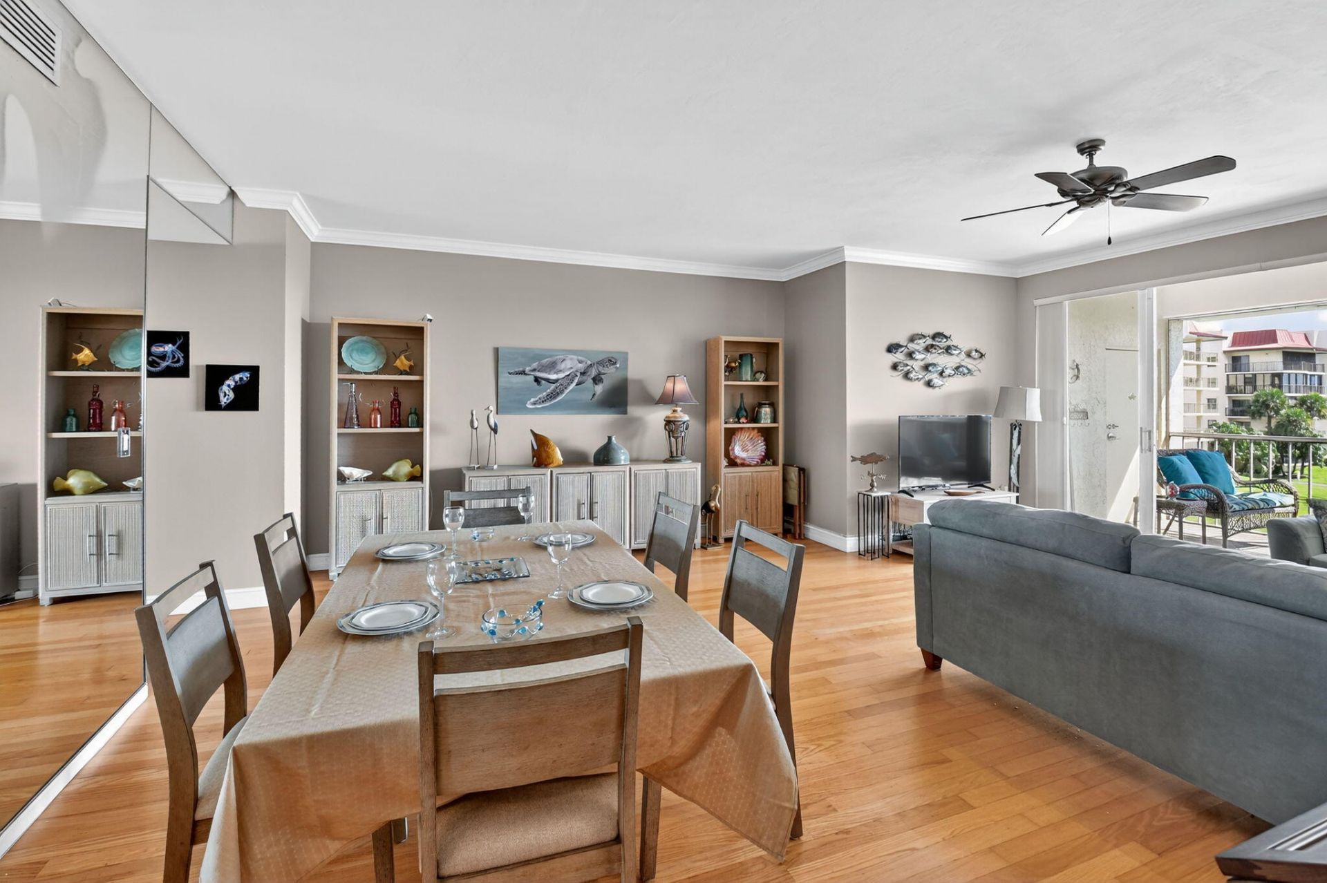 102 Half Moon Circle, Unit B3, Hypoluxo, FL 33462 Photo