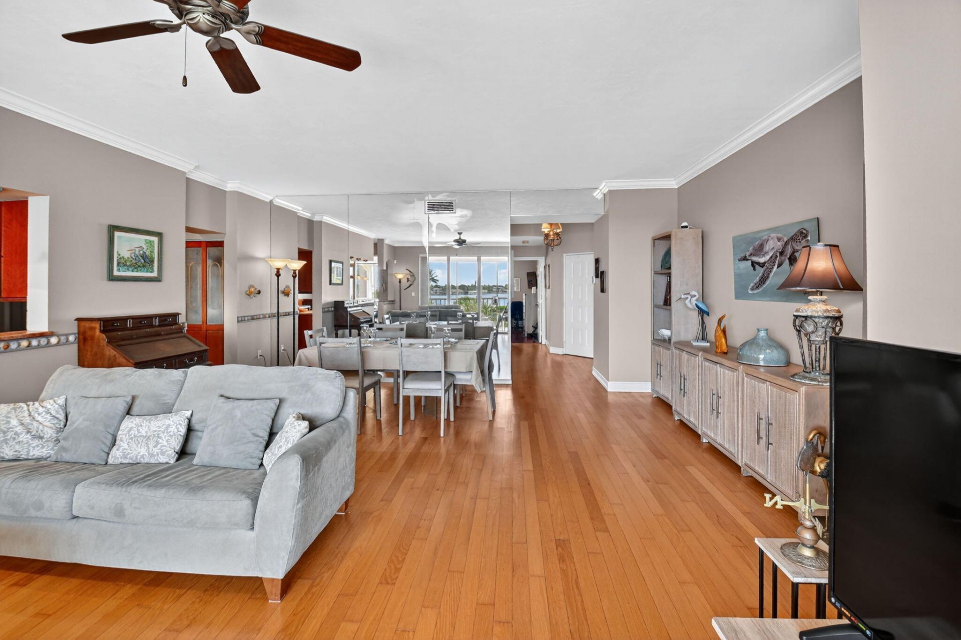 102 Half Moon Circle, Unit B3, Hypoluxo, FL 33462 Photo