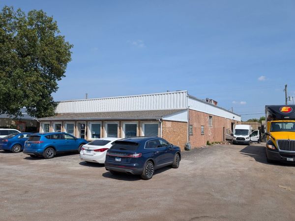 6644 W 99th Place, Chicago Ridge, IL 60415