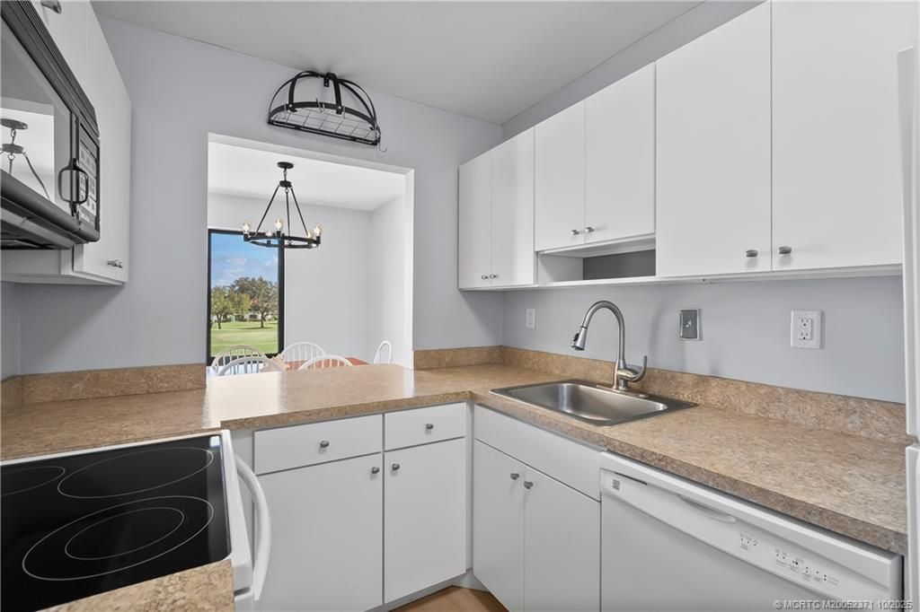 5355 SE Miles Grant Road, Unit E212, Stuart, FL 34997 Photo