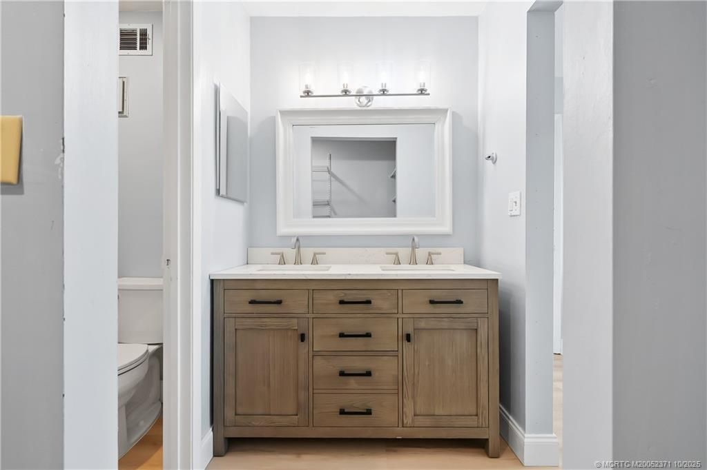 5355 SE Miles Grant Road, Unit E212, Stuart, FL 34997 Photo