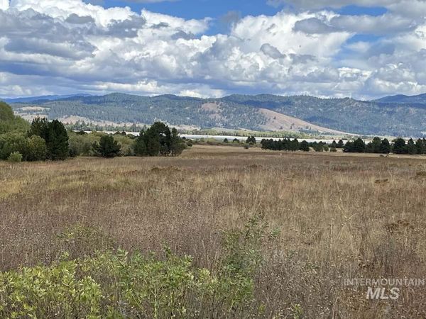 42 Reno Vista Lane, Donnelly, ID 83615