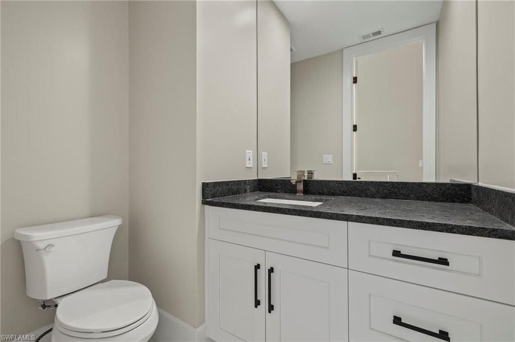 164 Colonade Cir, Unit 1307, Naples, FL 34103 Photo