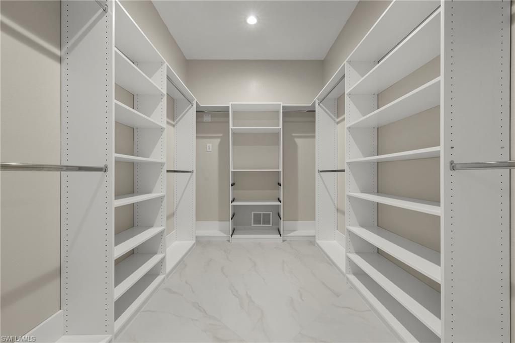 164 Colonade Cir, Unit 1307, Naples, FL 34103 Photo