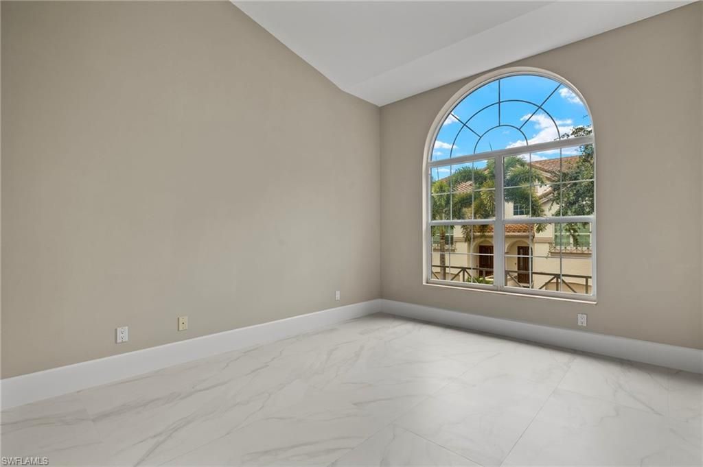 164 Colonade Cir, Unit 1307, Naples, FL 34103 Photo