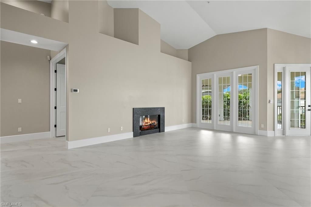 164 Colonade Cir, Unit 1307, Naples, FL 34103 Photo