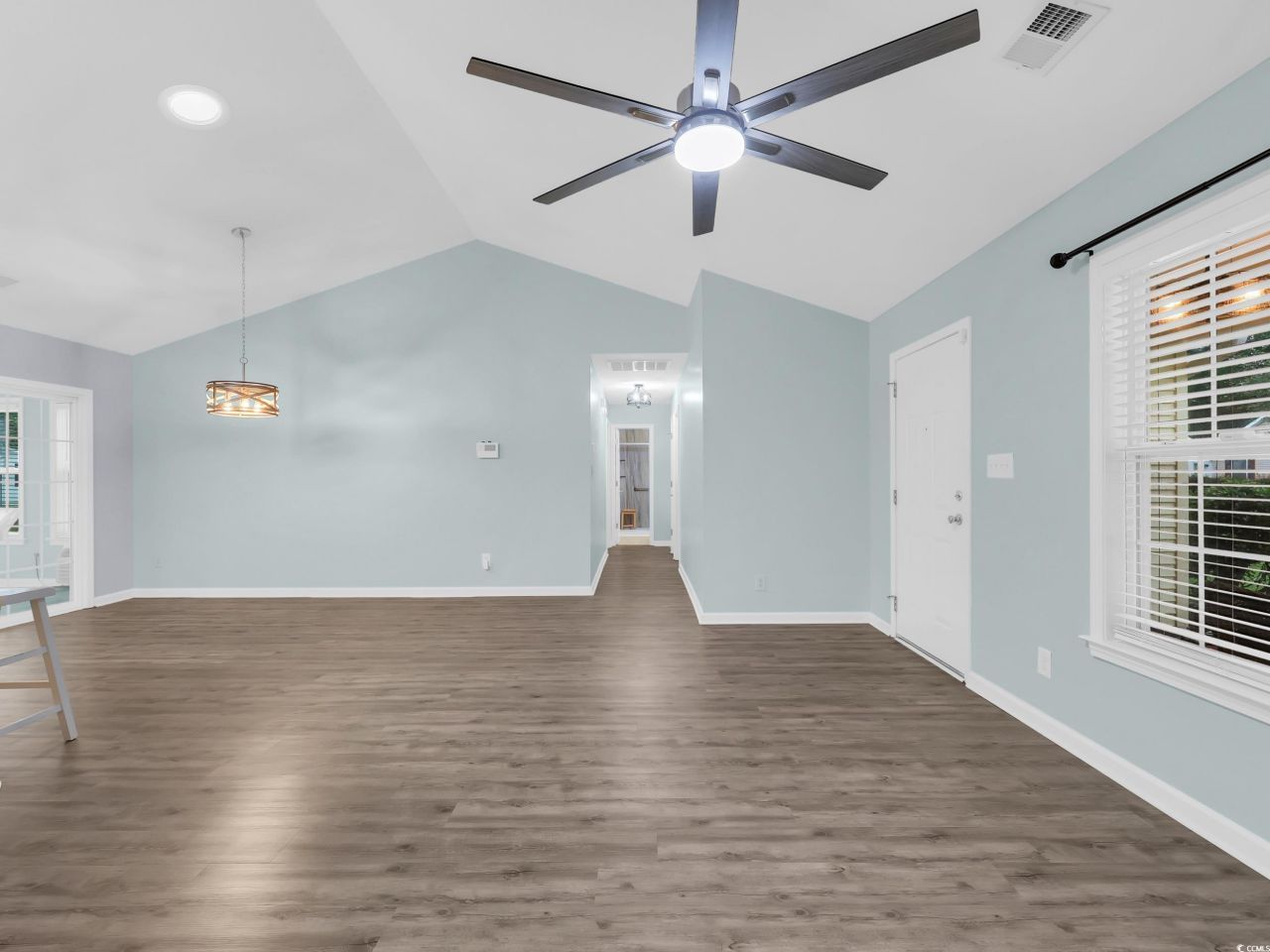 111 Oak Crest Circle Photo 10