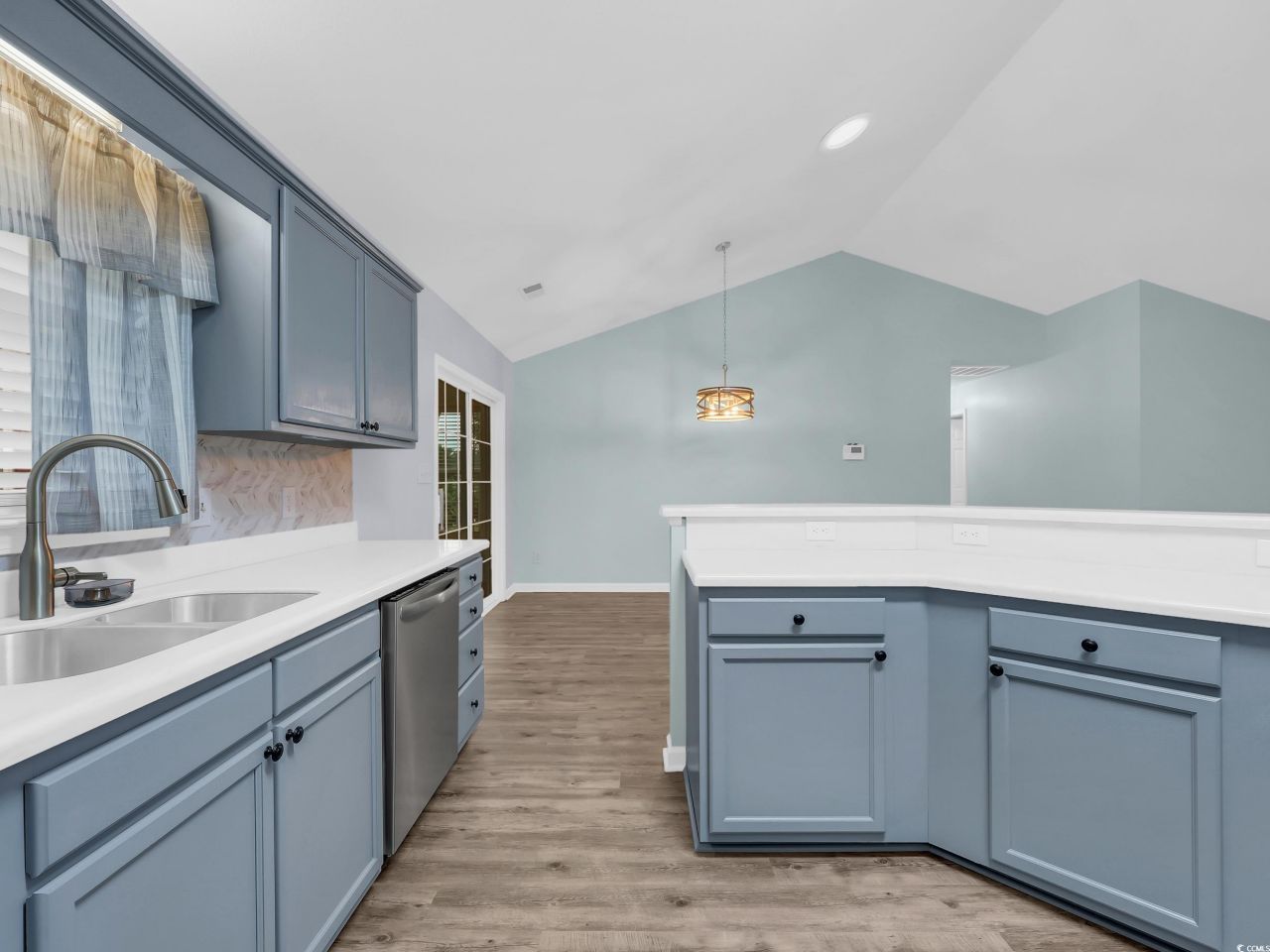 111 Oak Crest Circle Photo 13