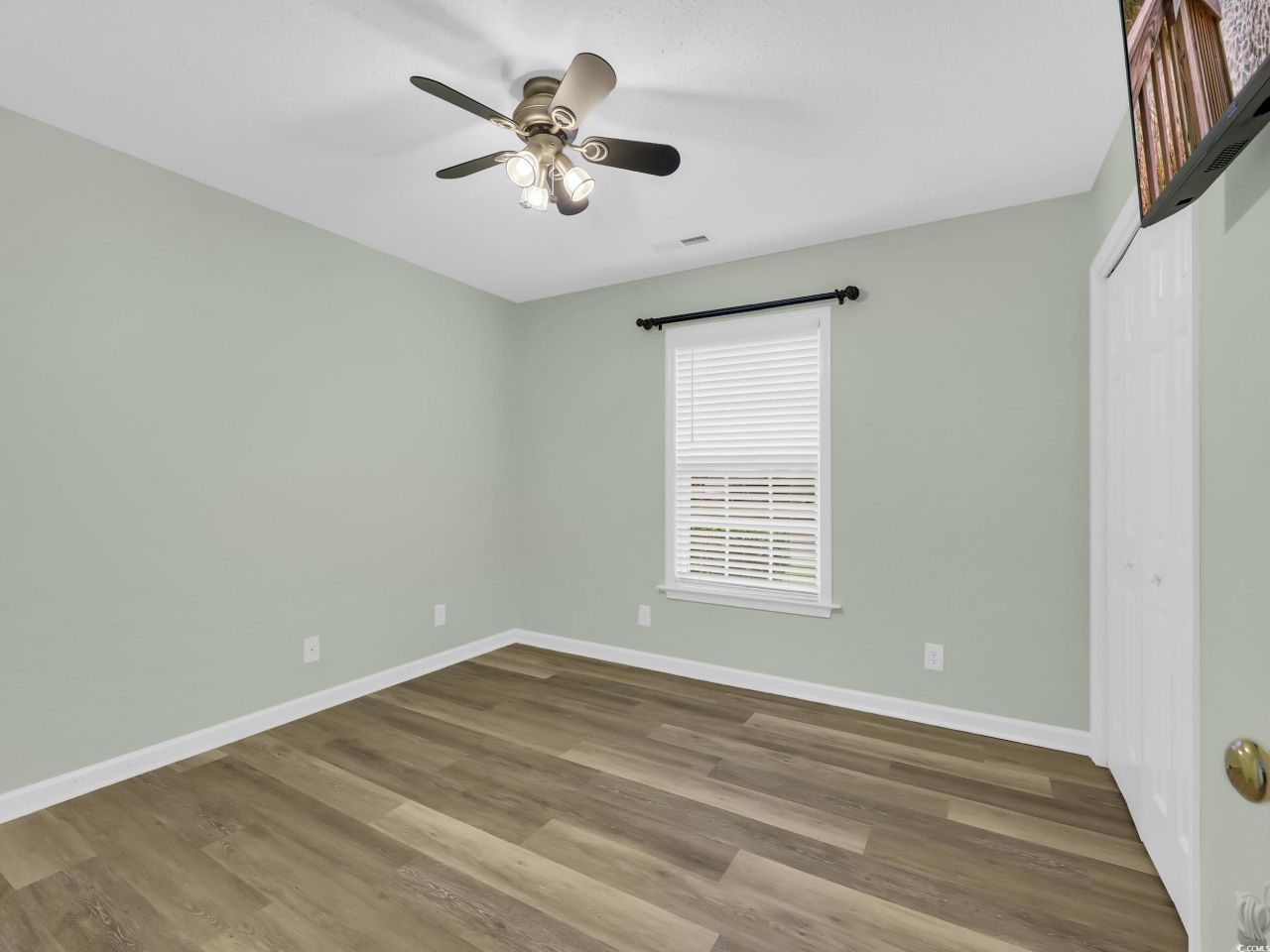 111 Oak Crest Circle Photo 24