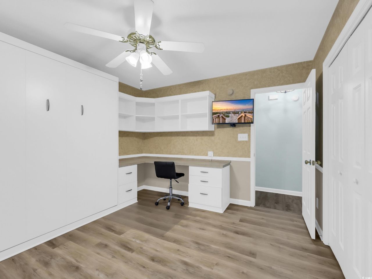 111 Oak Crest Circle Photo 6