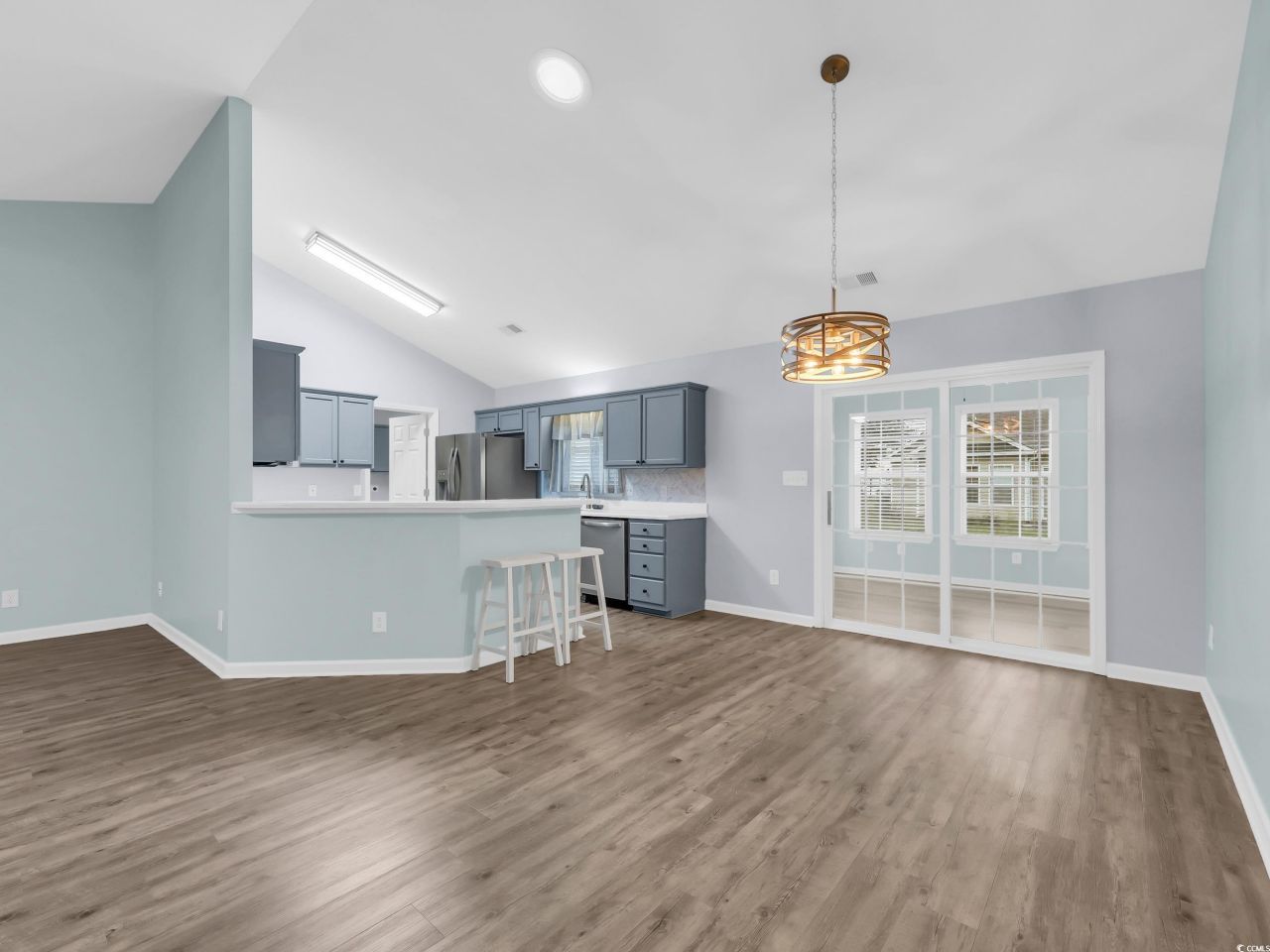 111 Oak Crest Circle Photo 9