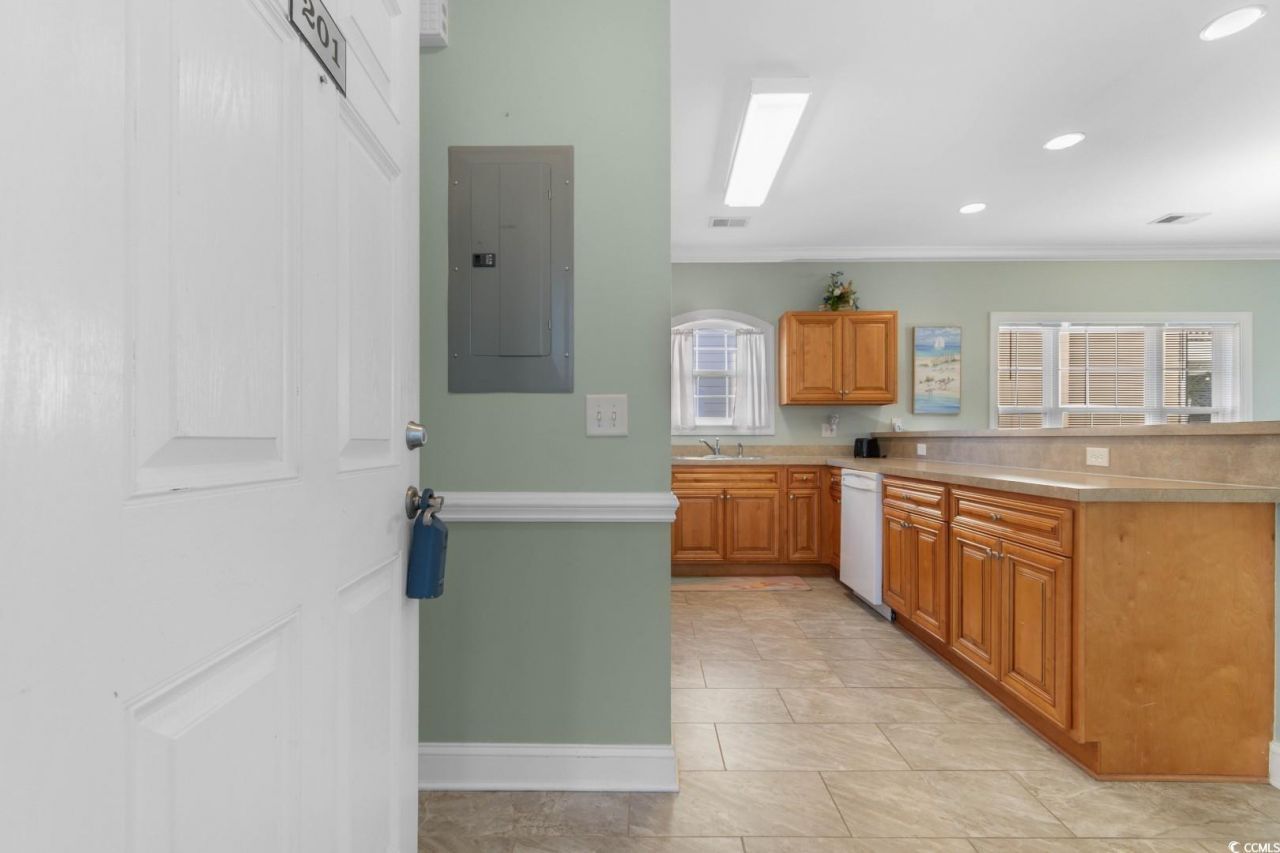 4141 Hibiscus Dr. Photo 3