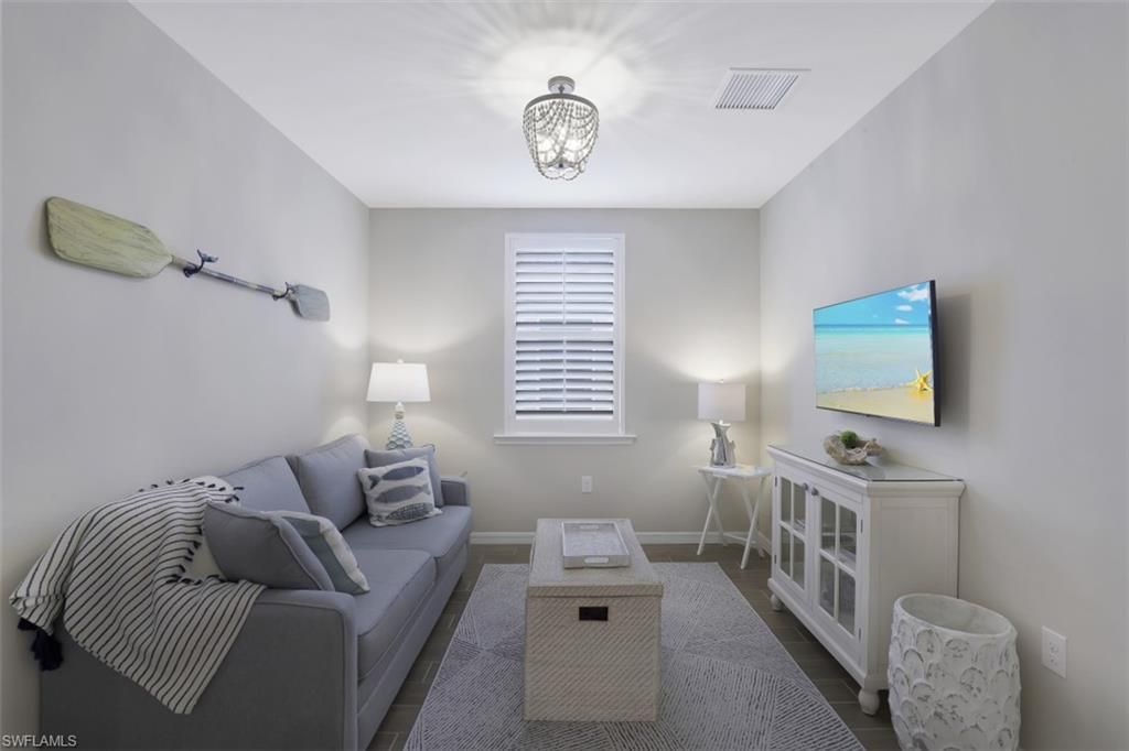 14663 Edgewater Cir, Naples, FL 34114 Photo