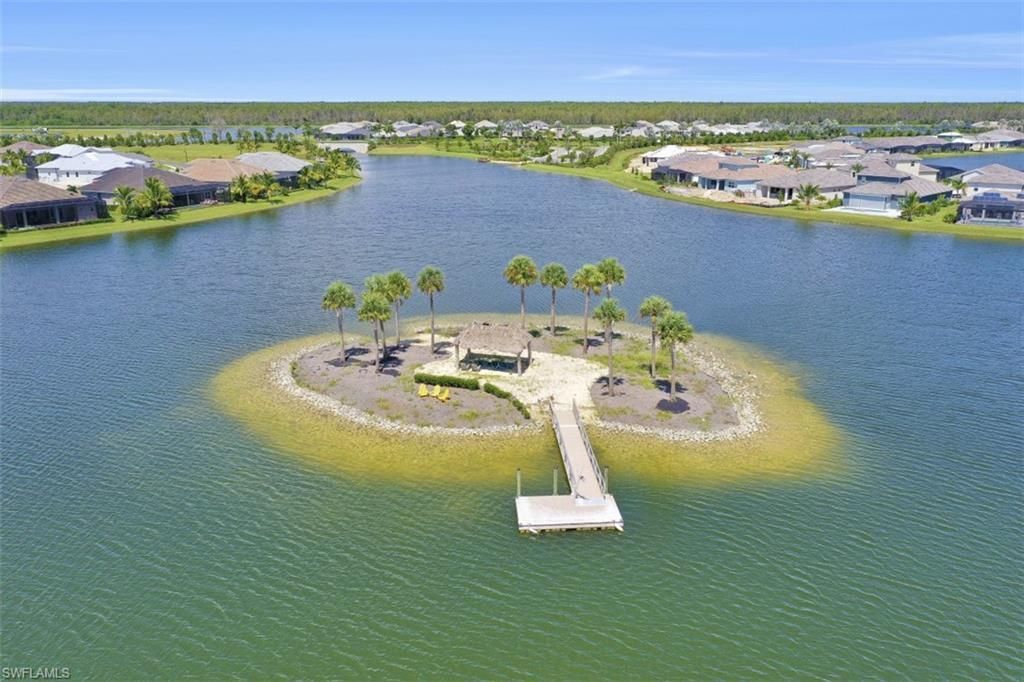 14663 Edgewater Cir, Naples, FL 34114 Photo