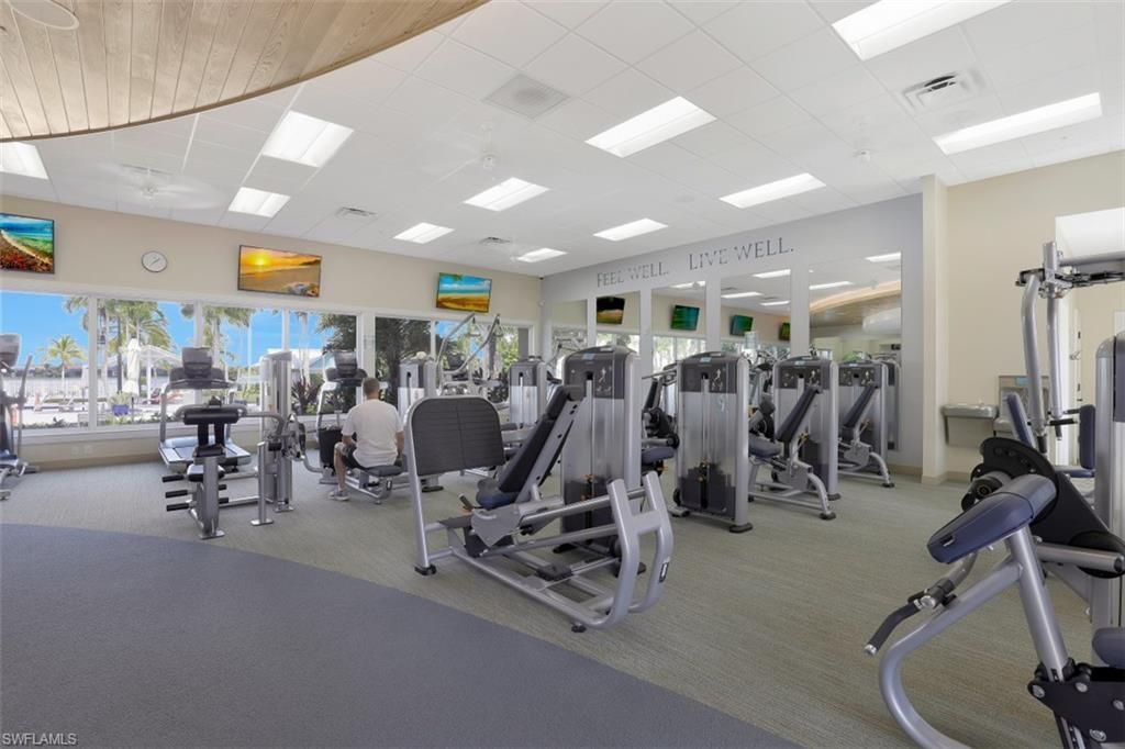 14663 Edgewater Cir, Naples, FL 34114 Photo