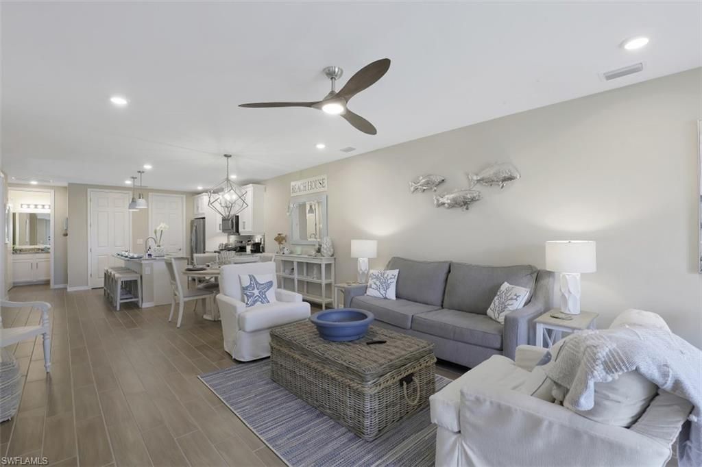 14663 Edgewater Cir, Naples, FL 34114 Photo