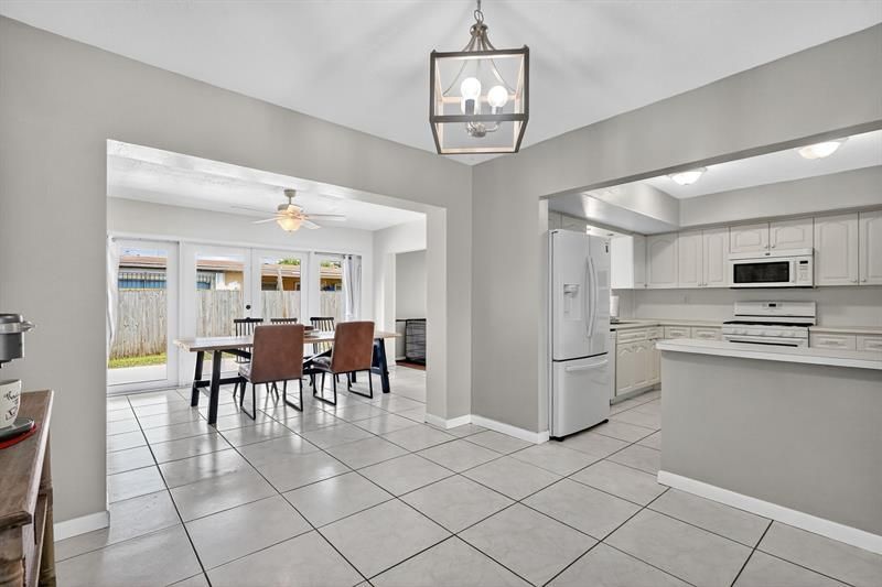 7641 NW 6th Court, Pembroke Pines, FL 33024 Photo