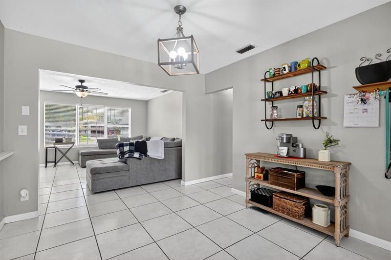 7641 NW 6th Court, Pembroke Pines, FL 33024 Photo