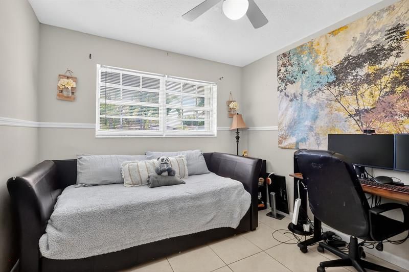 7641 NW 6th Court, Pembroke Pines, FL 33024 Photo