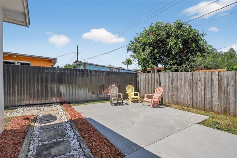 7641 NW 6th Court, Pembroke Pines, FL 33024 Photo