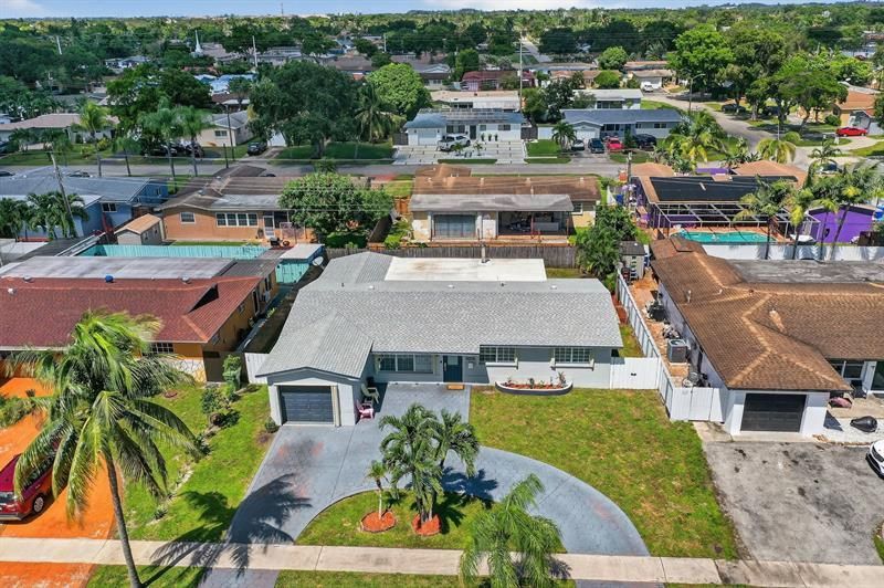 7641 NW 6th Court, Pembroke Pines, FL 33024 Photo