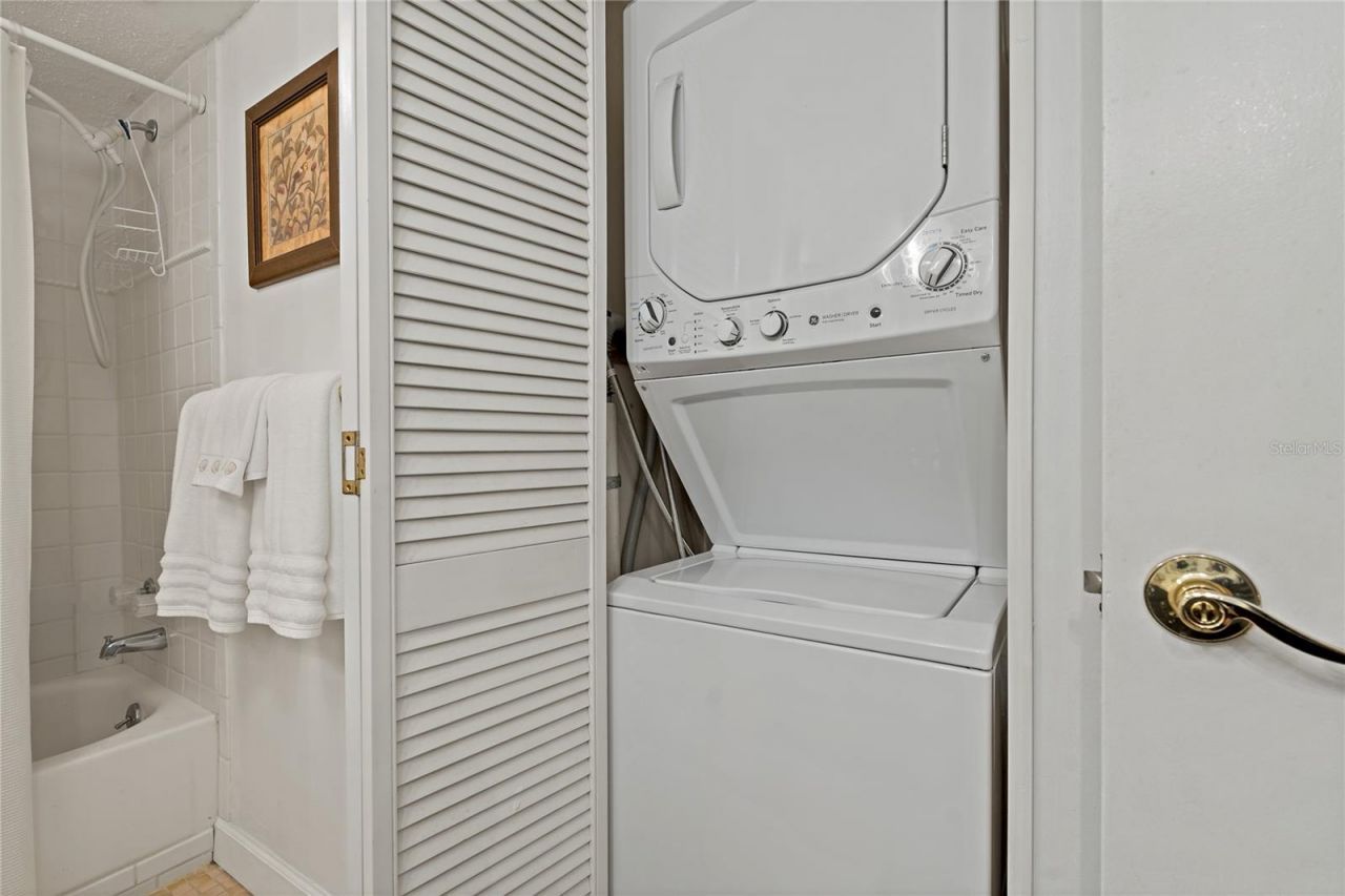 4910 38th Way S, Unit 108, Saint Petersburg, FL 33711 Photo