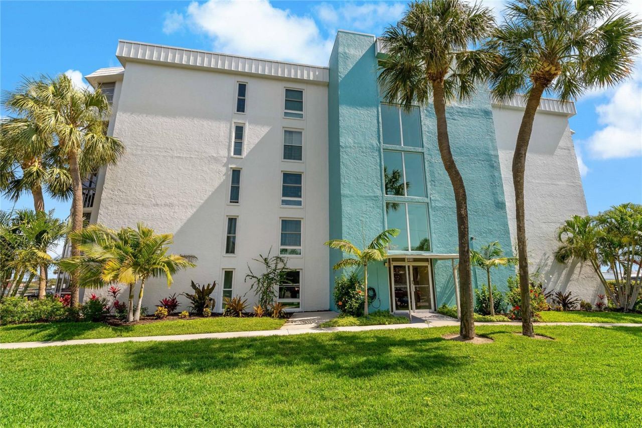 4910 38th Way S, Unit 108, Saint Petersburg, FL 33711 Photo