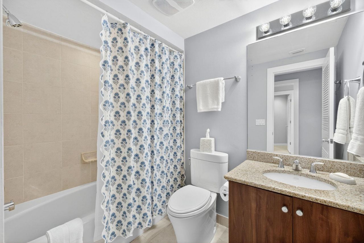 1659 Lands End Vlg, Unit 1659, Captiva, FL 33924 Photo